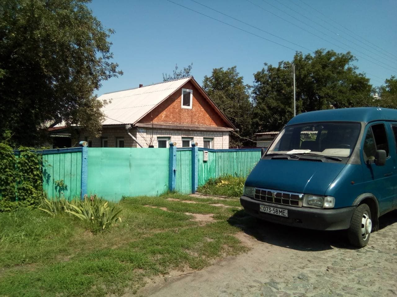 Агресивний селянин пошкодив авто працівників Черкаського РЕМ